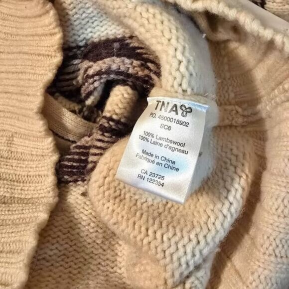 Aritzia TNA Sea to Sky Cowichan Style Lambswool Sweater - Size Large - Picture 7 of 8